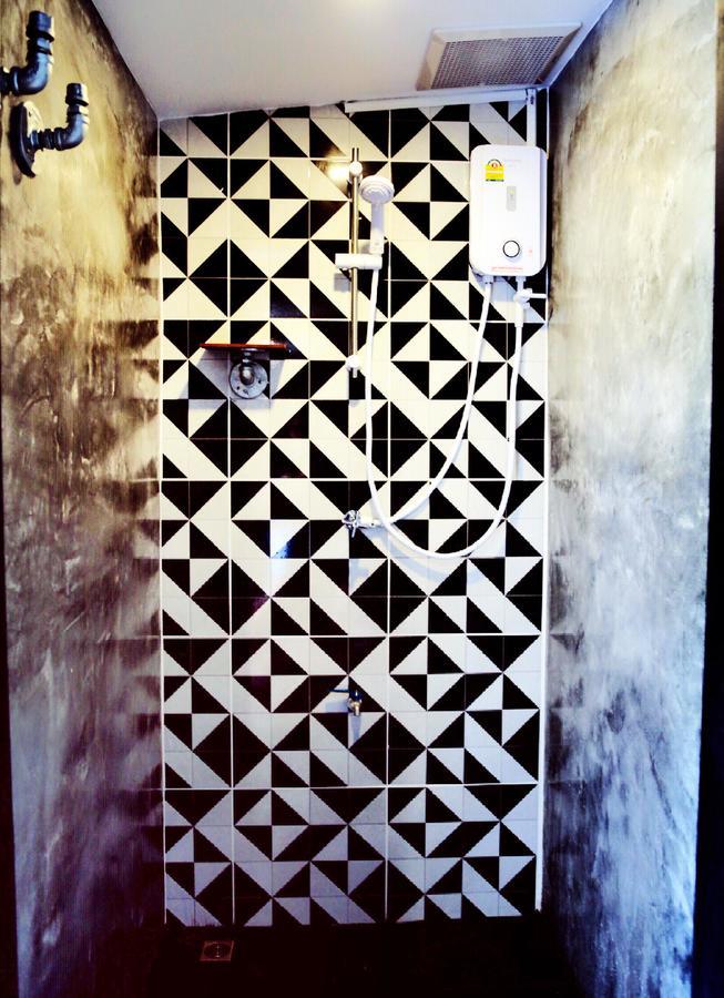 Neat Hostel Chiang Mai Exterior foto