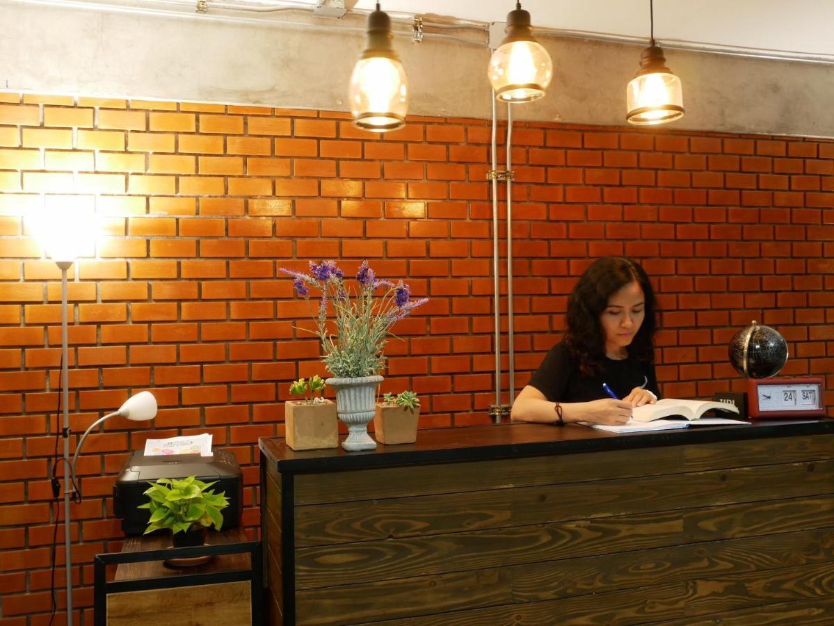 Neat Hostel Chiang Mai Exterior foto